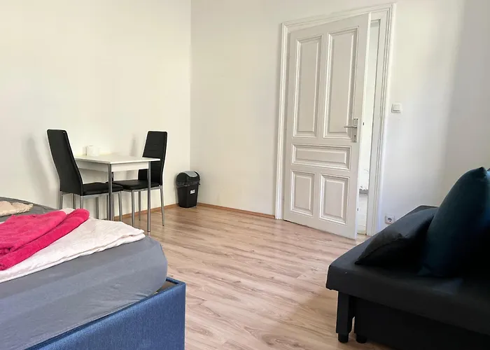 Spacious 4br For Friends & Families